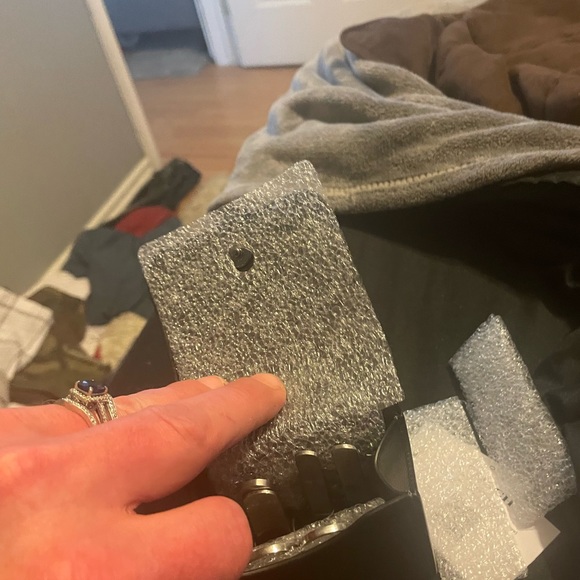 COACH Grooming Kit - Picture 5 of 6